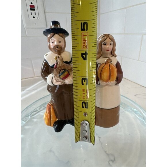 Blue Sky Ceramic Pilgrim Salt And Pepper Shaker Set Hand Painted - Picture 11 of 11